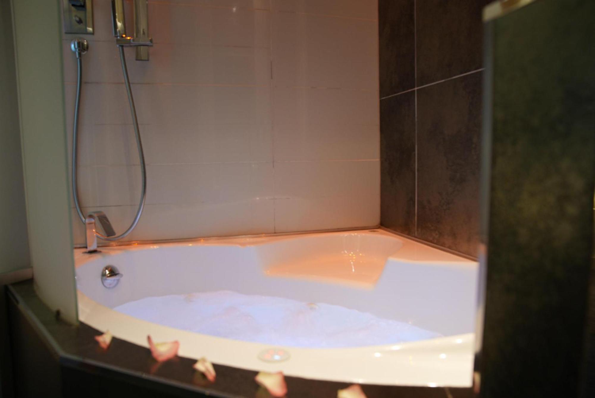 Double Room Trocadéro Jacuzzi